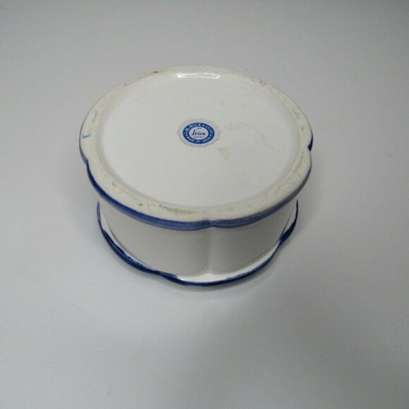 Hydrangea Ceramic Trinket Box with Lid Irice Impor - Picture 7 of 11